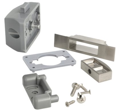 Hochwertiger Druckknopf-Verschluss mit Soft-Close und Grifffunktion, aus Zamak, Oberfläche: Edelstahl Look, Ausführung: rechteckig, 14.03.044-0. Massiver Druckknopf für Wohnwagen, Yacht und viel mehr, von SISO Denmark – Bild 6
