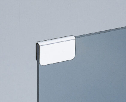 Gegenplatte für Glasstärke 6 mm (15/64″) K-110B und K-110-P6, 35 mm (1-3/8″) von Sugatsune, schwarz. Anwendungsbeispiel