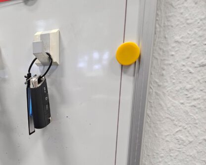 Starker Magnethaken, Oberfläche: silberfarbig, 42 mm (1,7″), MJ-30. Schlüsselhaken für Kühlschrank, Magnettafel, Schlüsselwand, Metalltafel, Spind, Metallschrank, Metallwand, Schlüsseltafel und viel mehr, von Sugatsune / LAMP® (Japan) – Bild 3