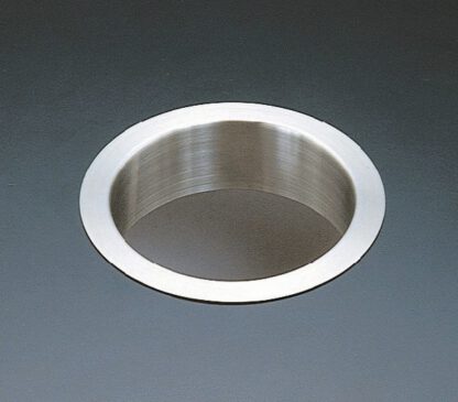 Hochwertiger runder Mülldurchwurf, aus rostfreiem Edelstahl, Oberfläche: satiniert matt, 170 mm (6,7″), AN-DH015-HL. Edelstahlmülldurchwurf, für Systemgastronomie, Ladenbau, Kosmetikstudio und viel mehr, von Sugatsune / LAMP® (Japan) – Bild 6