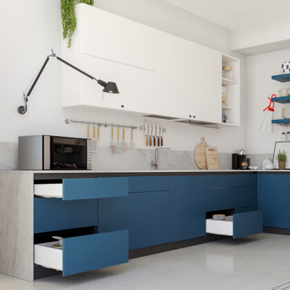 Schubkasten Set, mit extra dünnen Zargen, Höhe: 88 mm, 3275112, 350 mm, von EMUCA, weiß, Ausführung: Teilauszug mit Soft-Close. Anwendungsbeispiel in einer Küche